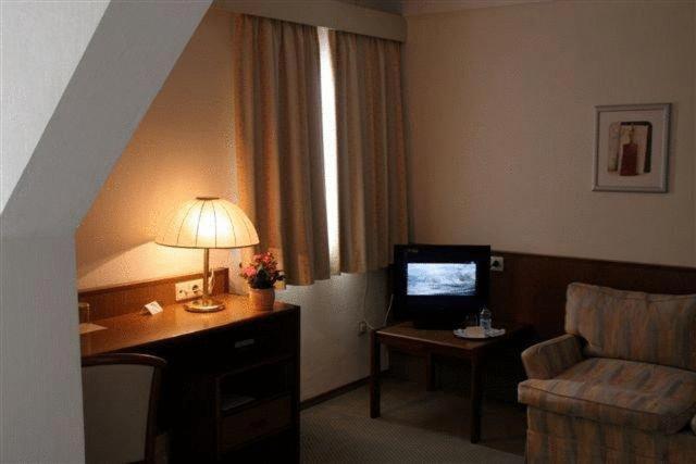 Rheinhotel Luxhof Speyer Ngoại thất bức ảnh